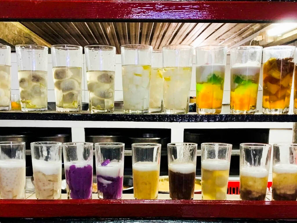 Learn Hue’s dessert heritage with expert insights